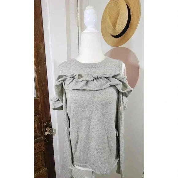 Saks 5th Ave Women's Size L Gray 100% Cashmere Cold Shoulder Ruffled Top - Picture 1 of 7